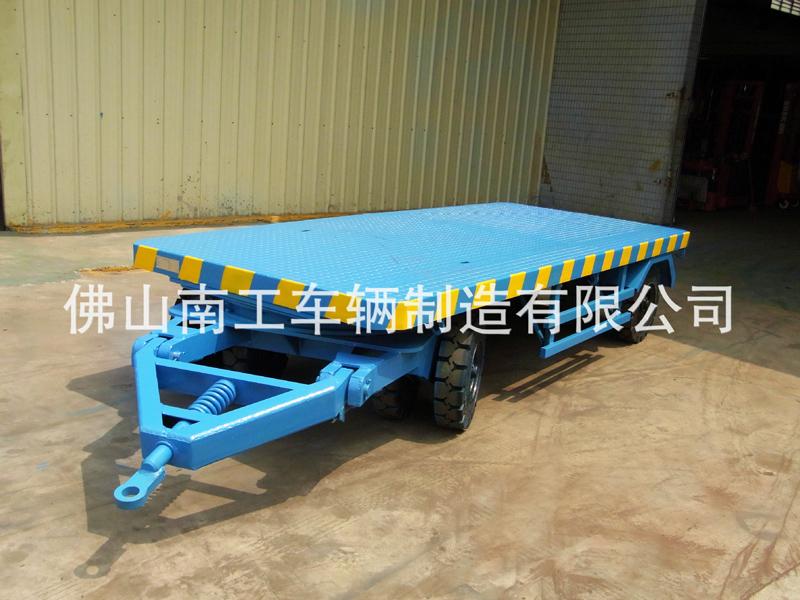 叉车牵引工业平板车 工厂车间周转用10吨Bsports·必一体育(中国)官方网站_Bsports必一体育官方网站