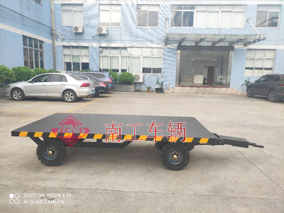 2吨移动牵引Bsports·必一体育(中国)官方网站_Bsports必一体育官方网站2I.jpg