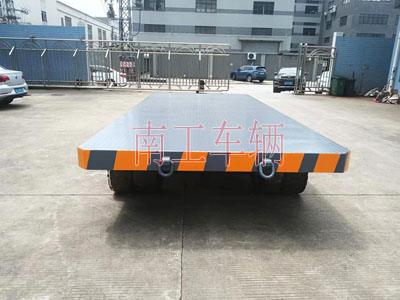 25吨重型工业Bsports·必一体育(中国)官方网站_Bsports必一体育官方网站全挂式牵引拖车底盘带牵引环1I.jpg
