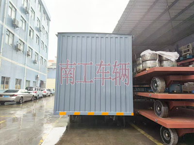 10吨箱式Bsports·必一体育(中国)官方网站_Bsports必一体育官方网站两侧带卷帘门4I.jpg
