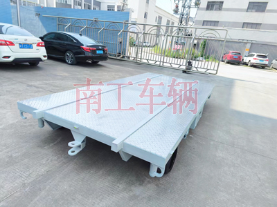 船体艏段运输Bsports·必一体育(中国)官方网站_Bsports必一体育官方网站1I.jpg