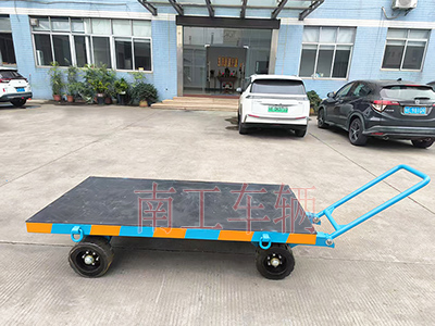 3吨小型Bsports·必一体育(中国)官方网站_Bsports必一体育官方网站 带橡胶垫工具车2I.jpg